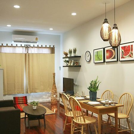 The Serene House Bangkok Exterior photo