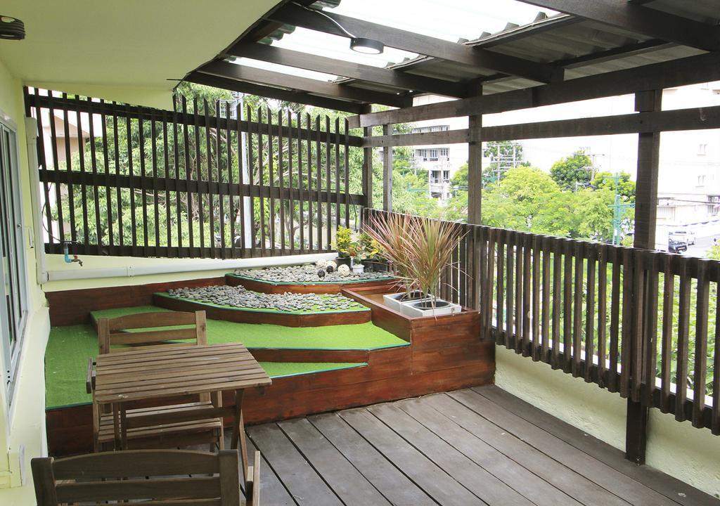 The Serene House Bangkok Exterior photo