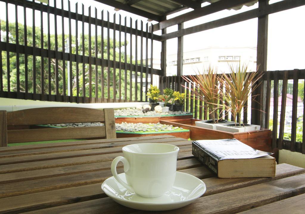 The Serene House Bangkok Exterior photo
