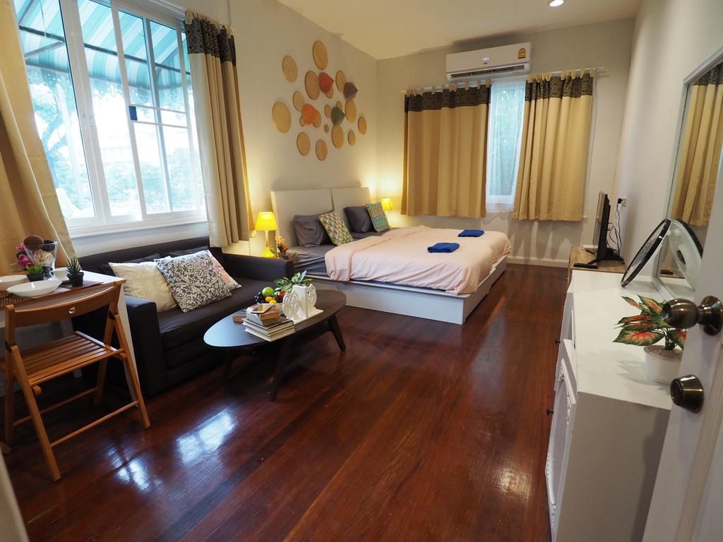 The Serene House Bangkok Exterior photo